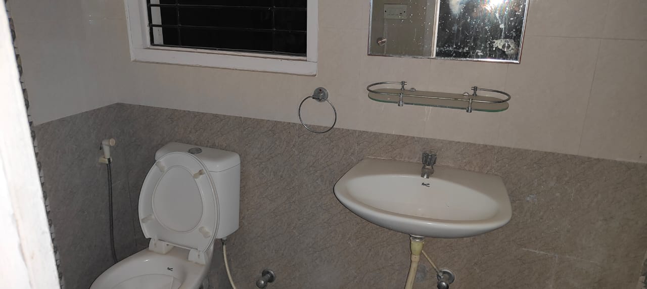 Semi Furnished 3 bhk semi furnished in Rukmini Gaon, Guwahati, Assam, India for Rent